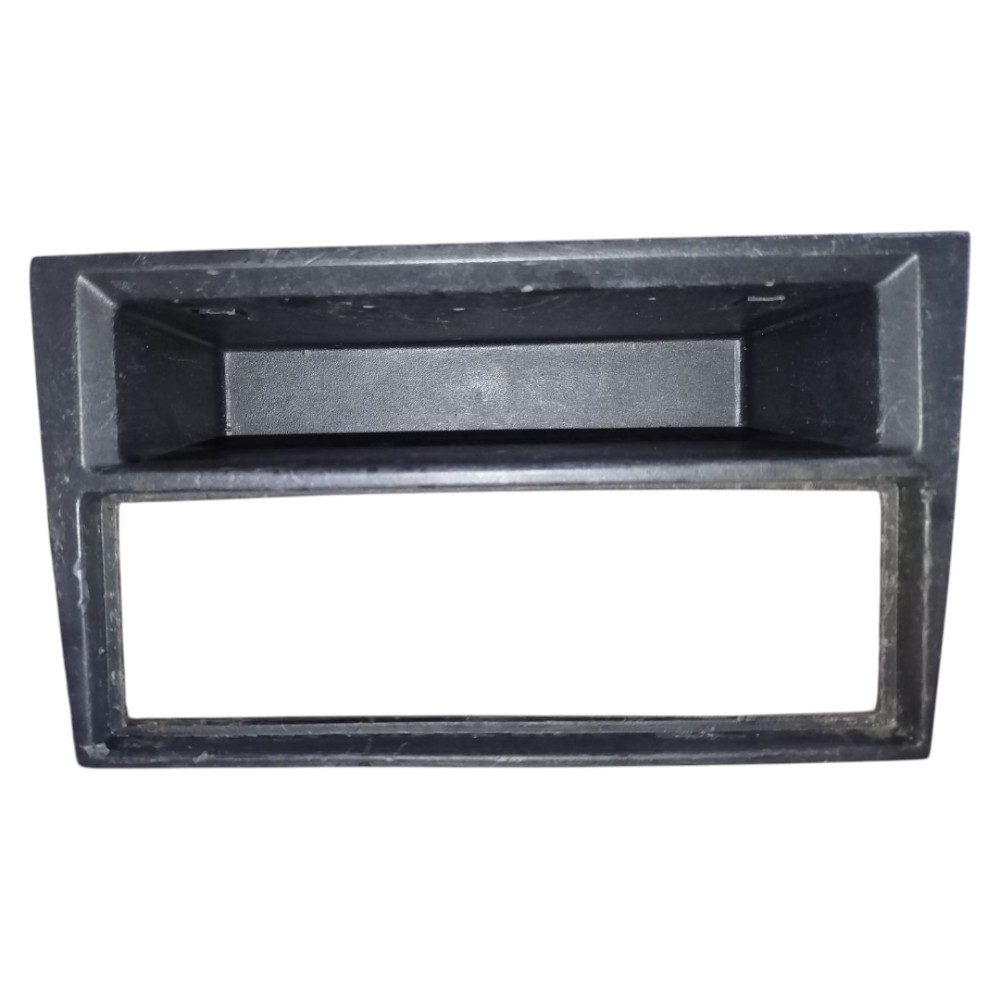 Moldura Rádio Porta Treco Painel Gm Corsa Montana 2002 2012