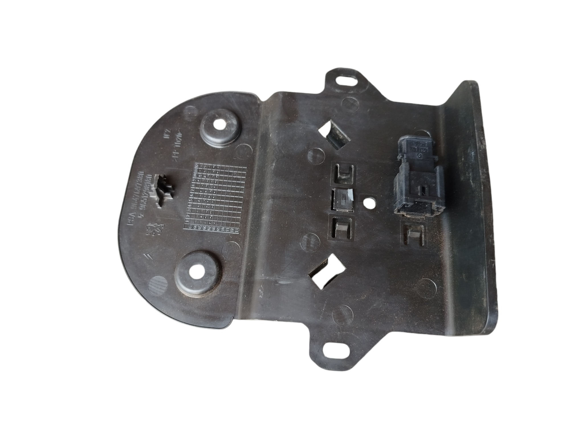 Moldura Compartimento Banco Traseiro 307 C4 2003 2013 7