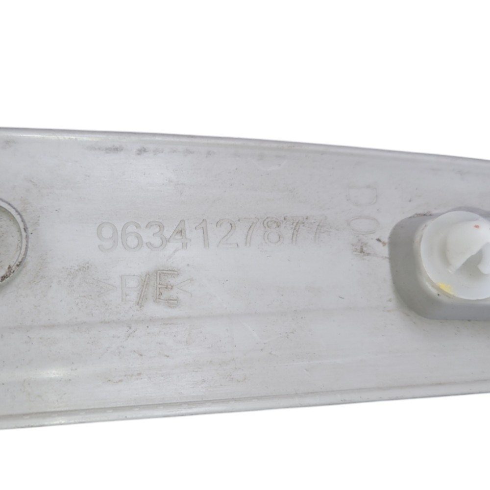 Moldura Acabamento Porta Malas Peugeot 307 2006 2007 2012 3