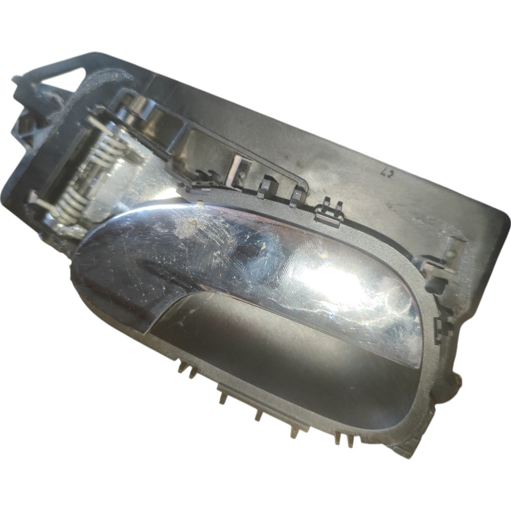 Maçaneta Interna Direita Peugeot 307 2006 2008 2010 2012