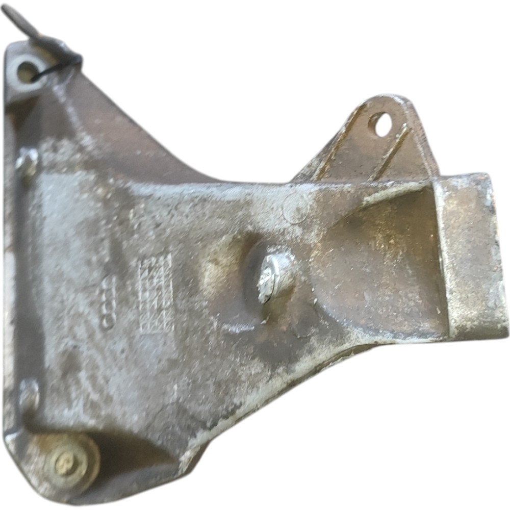 Suporte Motor Direito Audi A4 Passat 1996 2000 2004 2005 4