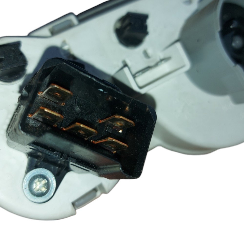 Comando Ar Condicionado Ford Focus 2001 2002 2008 Original 4
