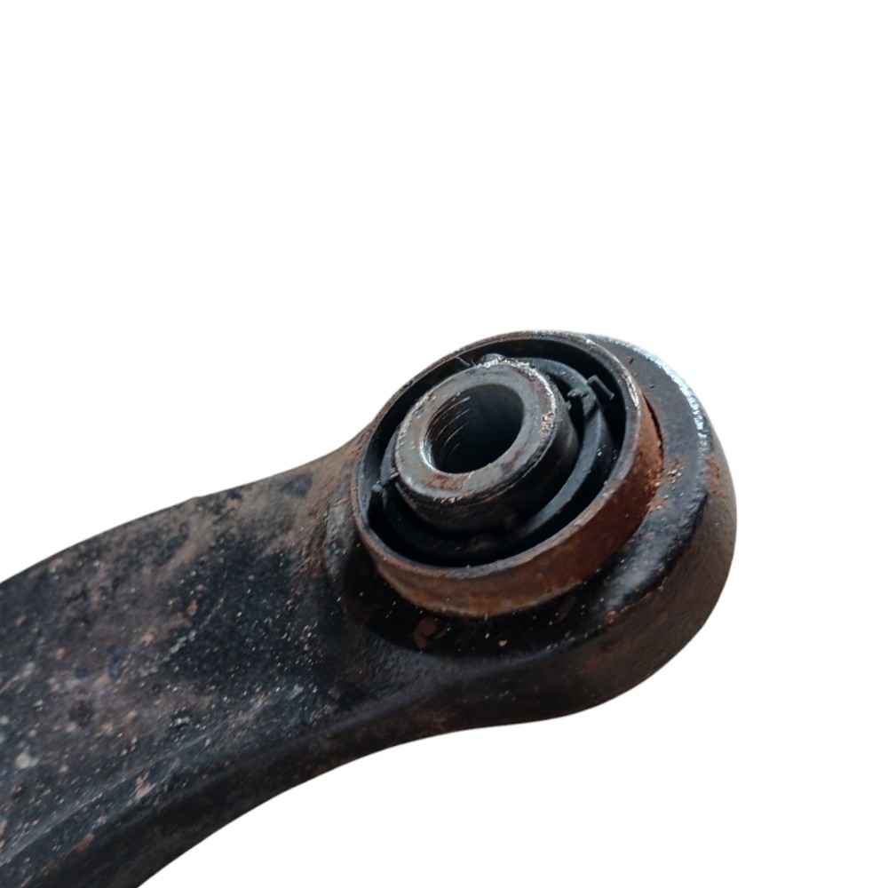 Braço Curvo Traseiro Esquerdo Ford Focus 2001 2003 2005 2008 3