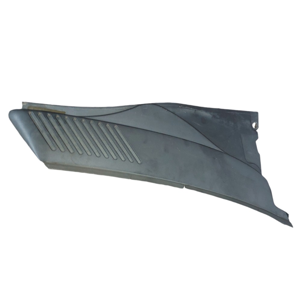 Grade Churrasqueira Direita Renault Clio 1999 2000 2001 2012 1