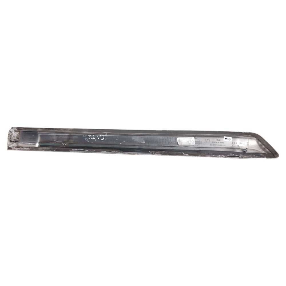 Friso Externo Traseiro Esquerdo Sentra 2008 A 2012 Detalhe Prata