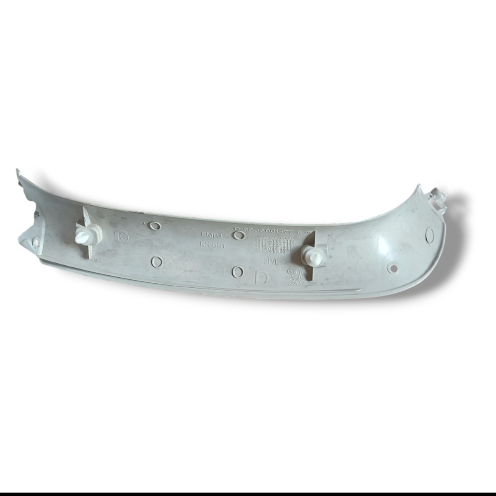 Moldura Acabamento Vidro Traseiro Peugeot 307 2006 2012 5