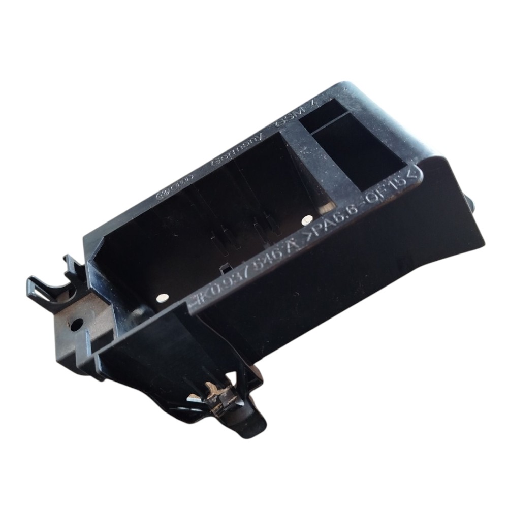 Suporte Conector Esquerdo Branco Ve Jetta 2.5 2007 2008 2013