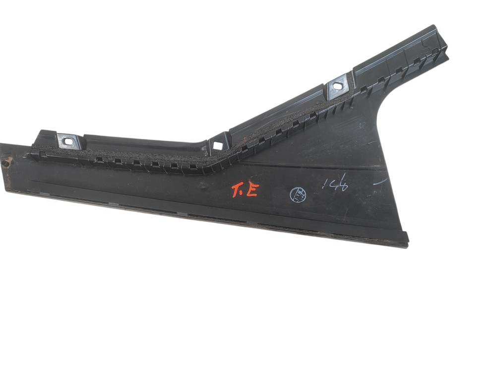 Moldura Coluna Porta Traseira Direita Volvo Xc60