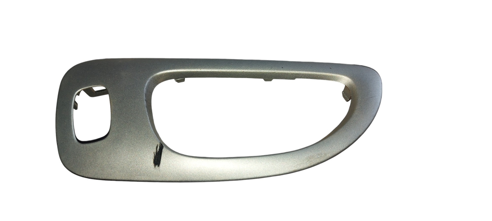 Moldura Maçaneta Traseira Direita Peugeot 307 2008 2009 2013 Prata Traseira 1