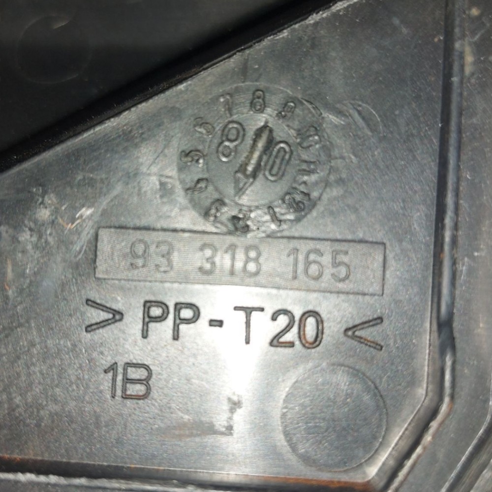 Tampa Caixa Fusível Gm Corsa Montana 2002 A 2012 Original 7