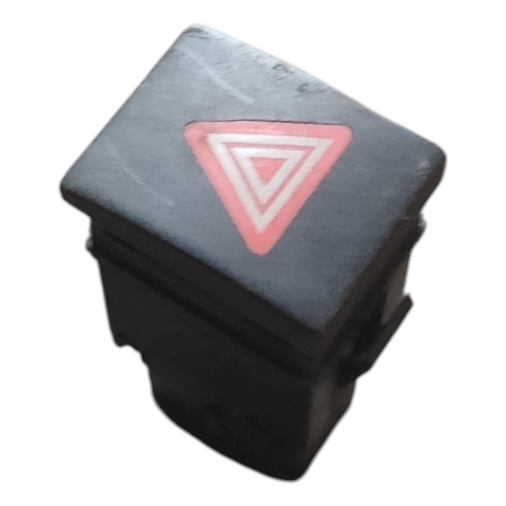 Botão Pisca Alerta Interruptor Emergência Vw Polo 2003  2014 Preto