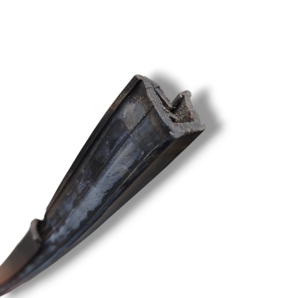 Borracha Vidro Traseiro Direito Focus 2001 2005 2008 2009  Preto 6