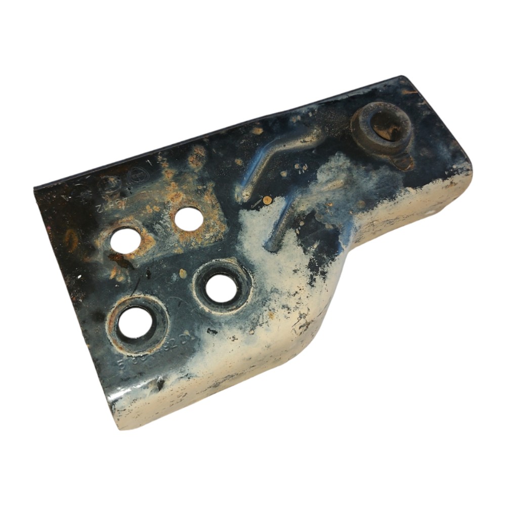 Suporte Radiador Inferior Ld Direito Fiat Uno 2013 2017 2020