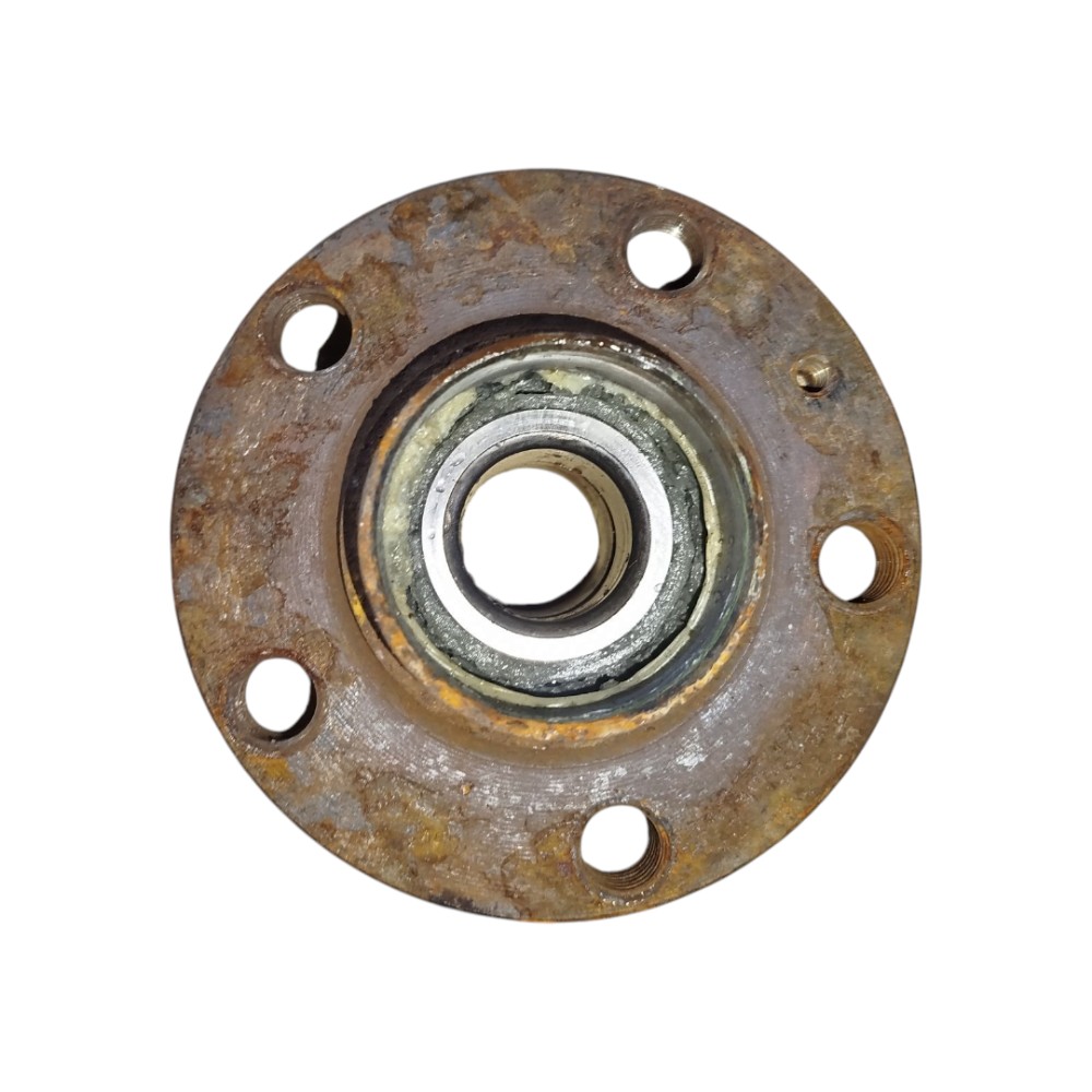 Cubo de Roda Traseiro Esquerdo Vw Polo 2008 2010 2014