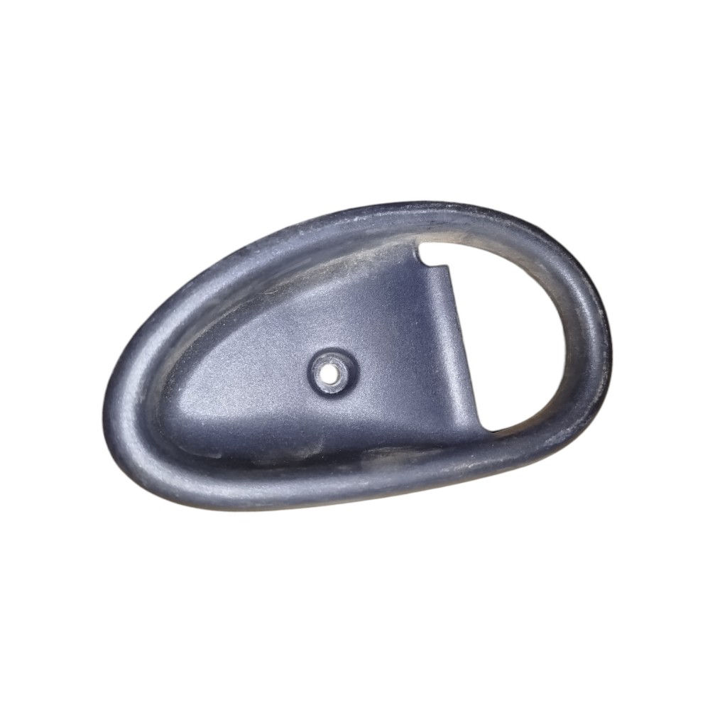 Moldura Maçaneta Interna Traseira Esq Palio 2p 1997 A 2002 Preto Traseira 1