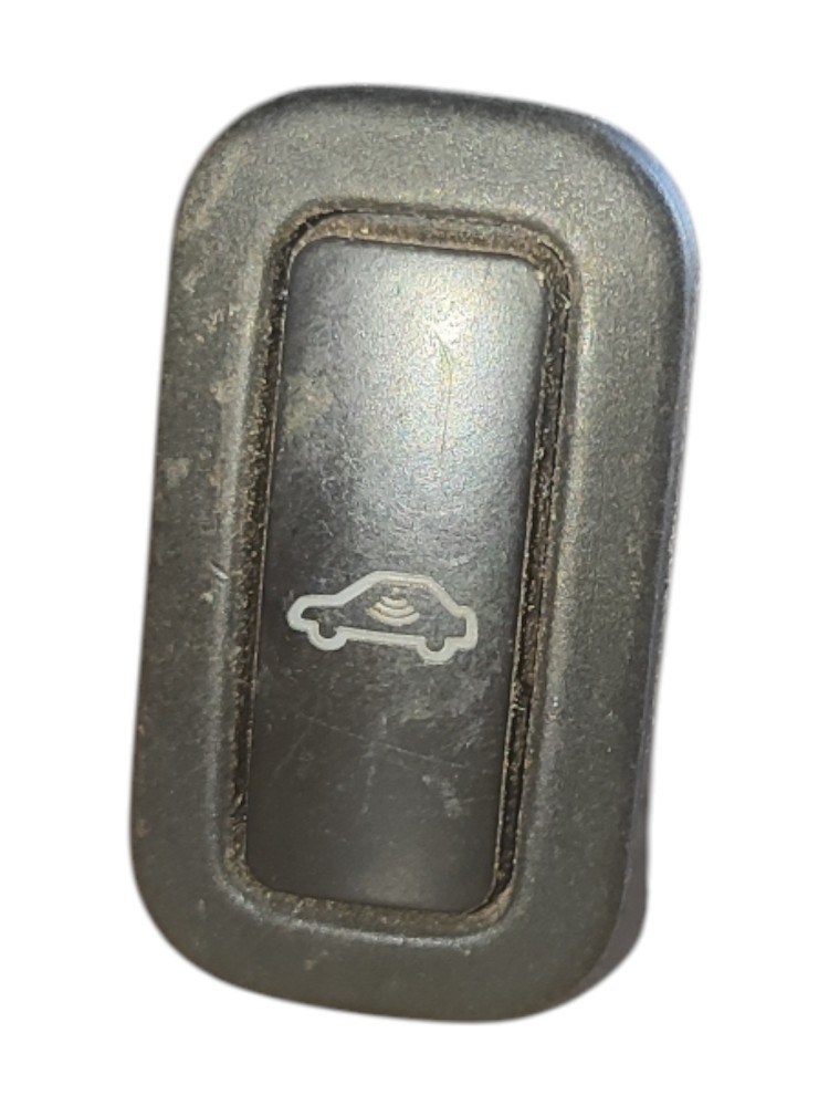 Botão Alarme Interruptor Vw Fox Polo 2002 2008 2019 2021