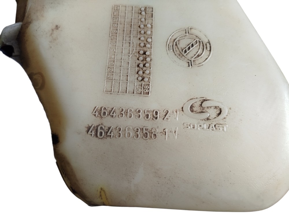 Reservatório Água Parabrisa Palio Siena Strada 1996 1999 3