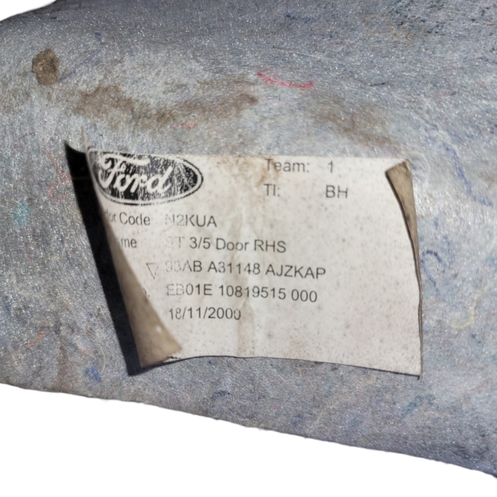 Forro Lateral Direito Ford Focus Hatch 2001 2002 2003 2008 7
