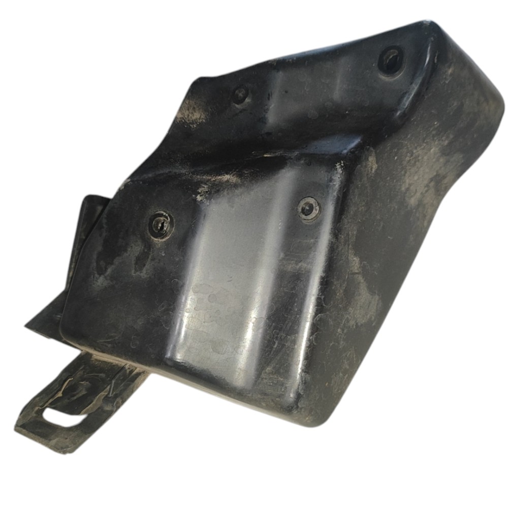 Guia Parachoque Traseiro Direito Ford Focus 2014 2015 2019 3