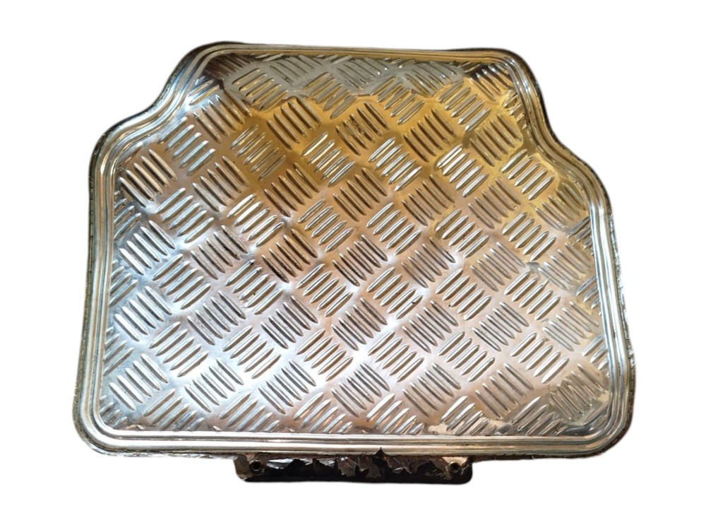 Tapete Automotivo Metálico Ford Focus Cromado 2000 2010