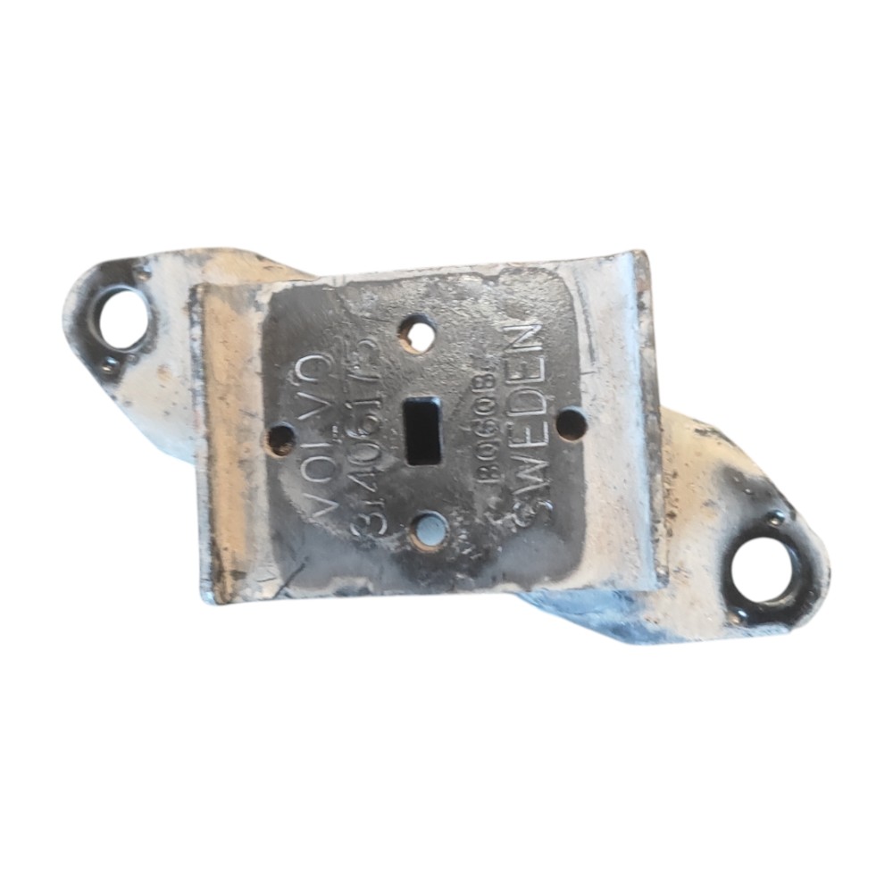 Suporte Suspensão Traseira Esquerda Volvo Xc60 Xc90 2018 2022