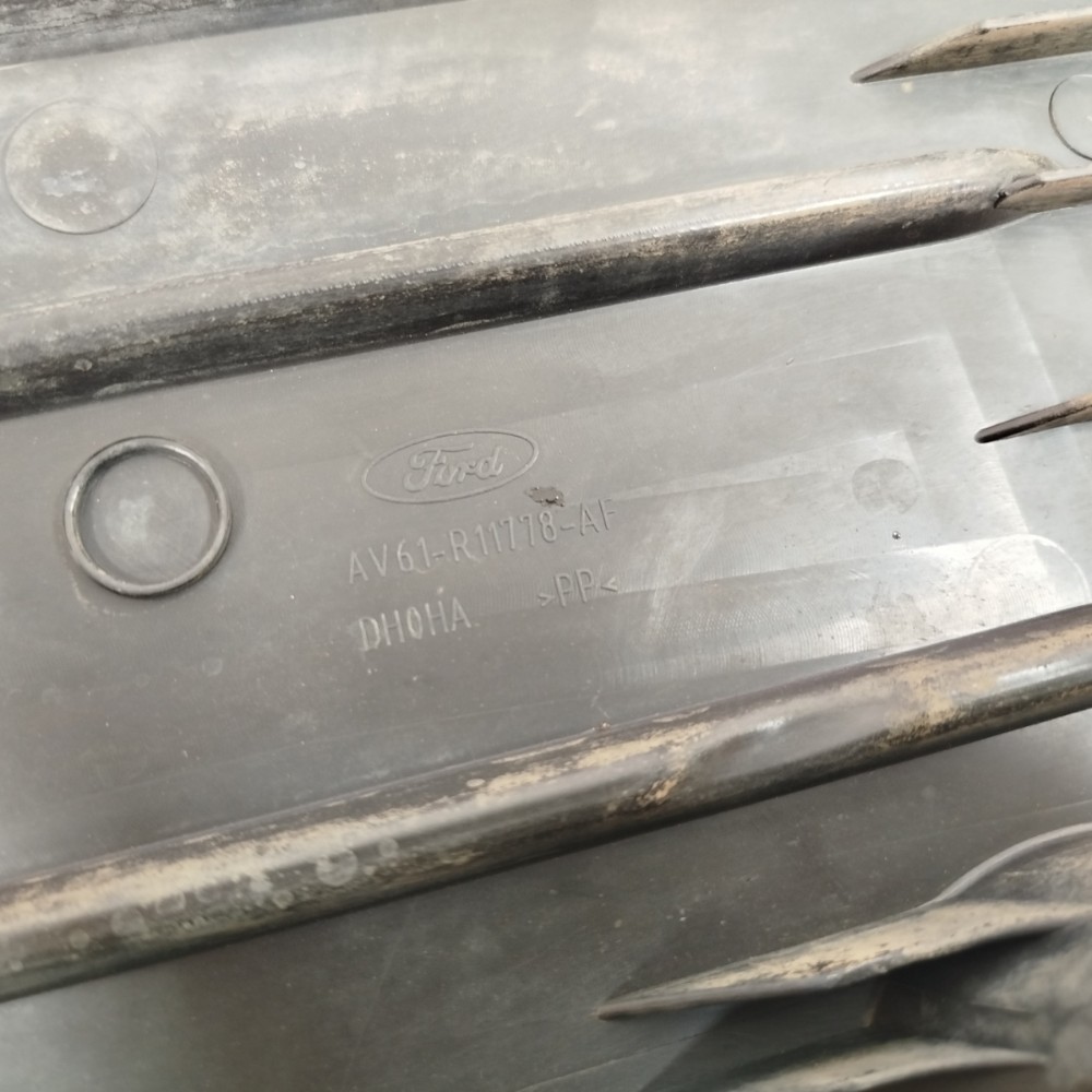 Defletor Térmico Direito Escapamento Ford Focus 2014 A 2019 6