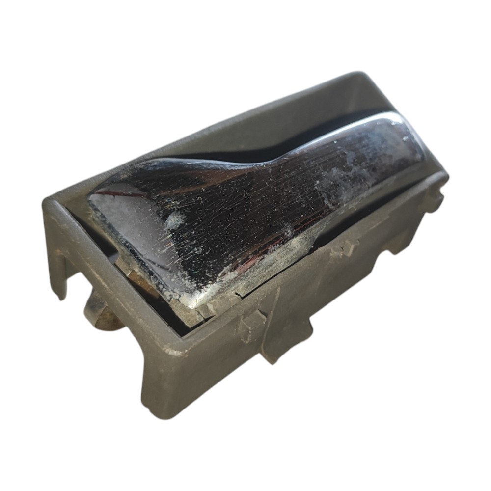 Maçaneta Interna C/ Moldura Vw Gol Quadrado Santana Quantum Prata Dianteira/traseira 2