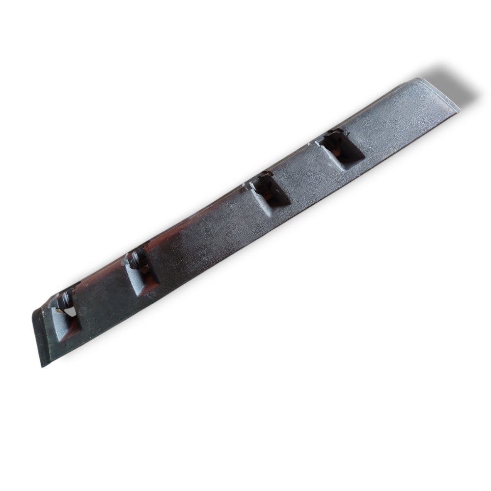 Moldura Soleira Tampa Traseira 307 Sw 2008 2013 Esquerdo Preto