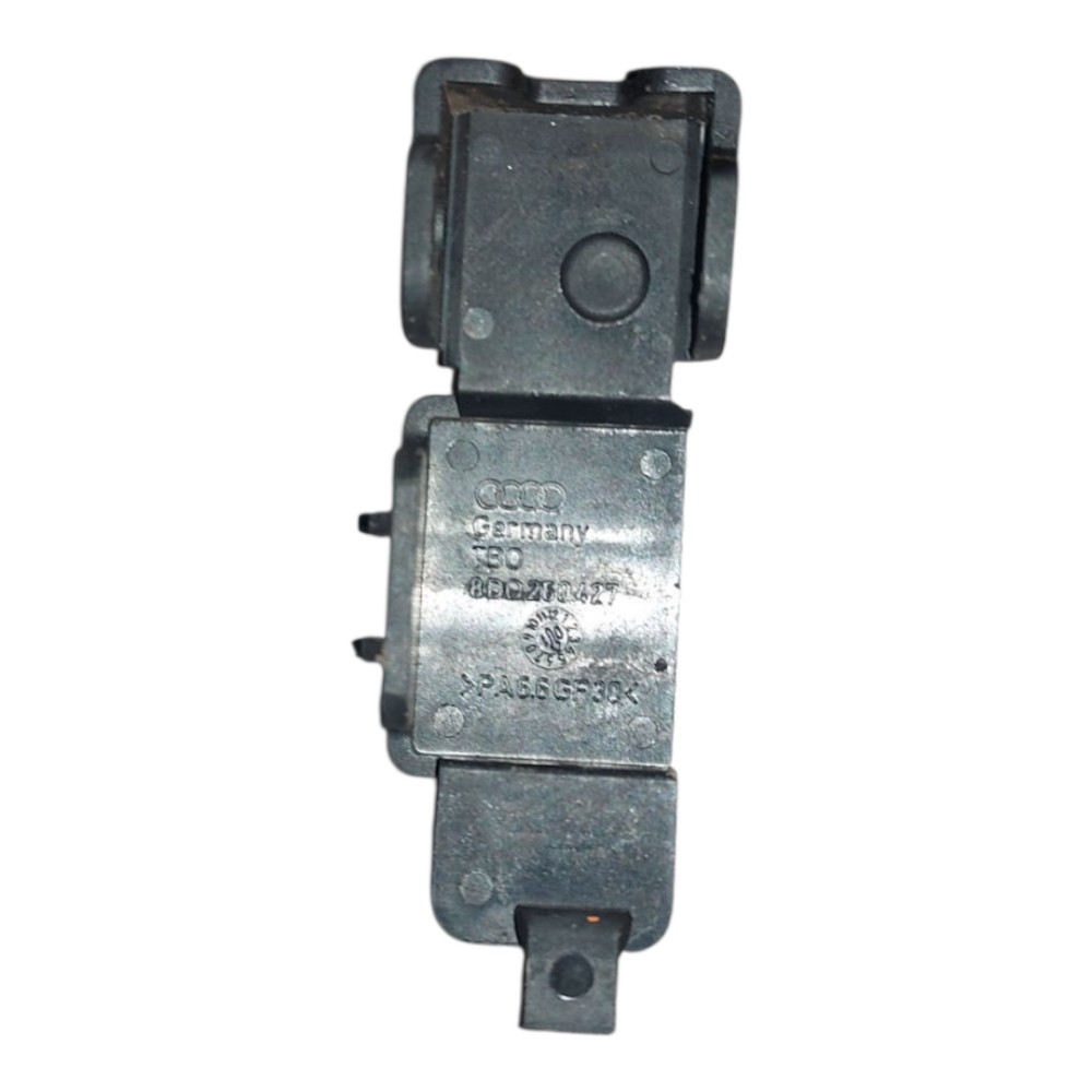 Suporte Radiador Vw Passat Alemão 1998 1999 2000 2001 2005 Preto