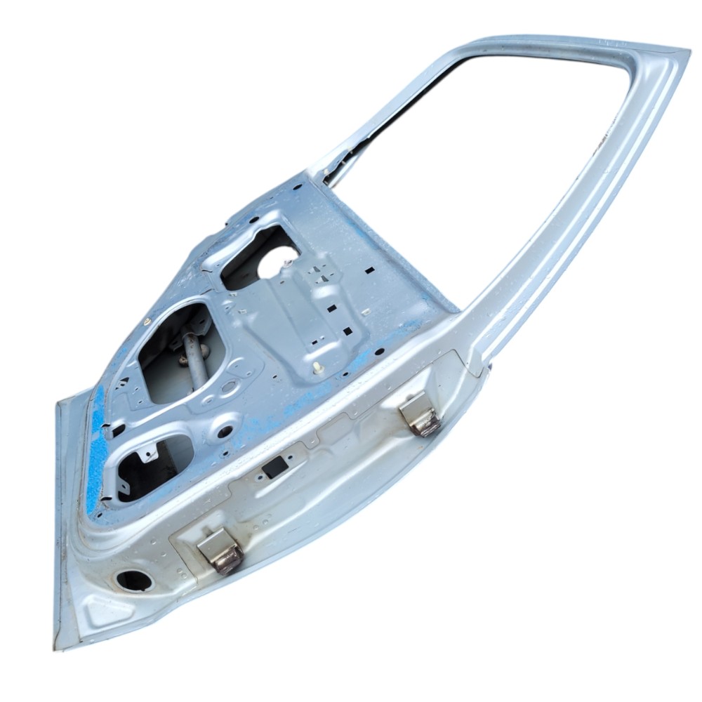 Porta Traseira Direita Gm Corsa Maxx Hatch Sedan 2003 2011 Traseira Direito Prata 3
