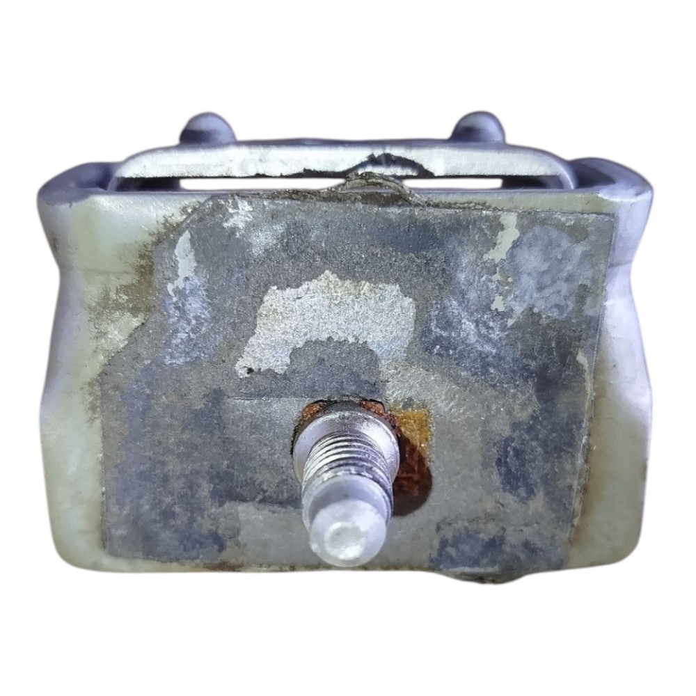Dobradiça Tampa Traseira Direita Citroen C3 2003 2004 2013