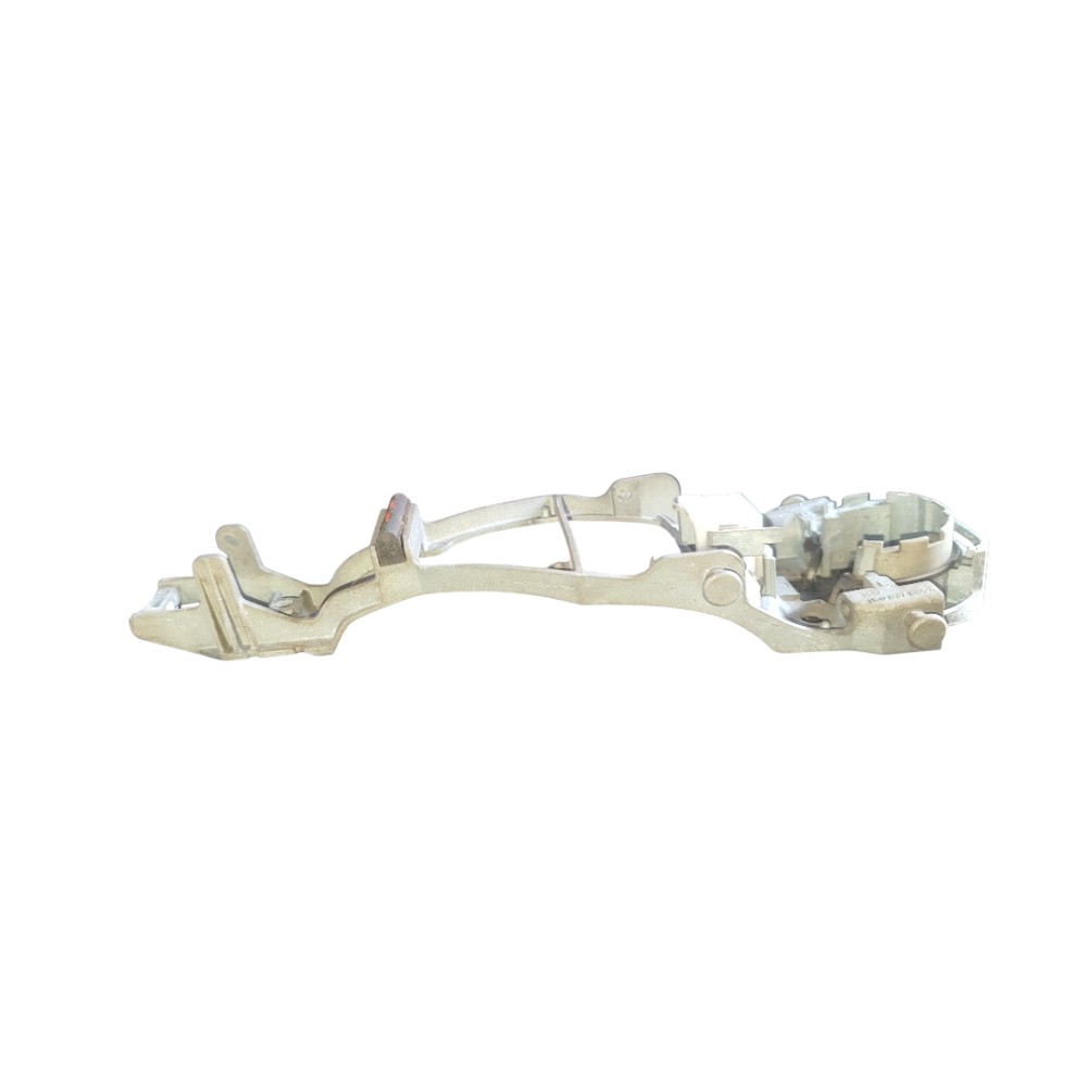 Suporte Dianteiro Direito Maçaneta Vw Jetta 2007 2008 2011 Dianteira