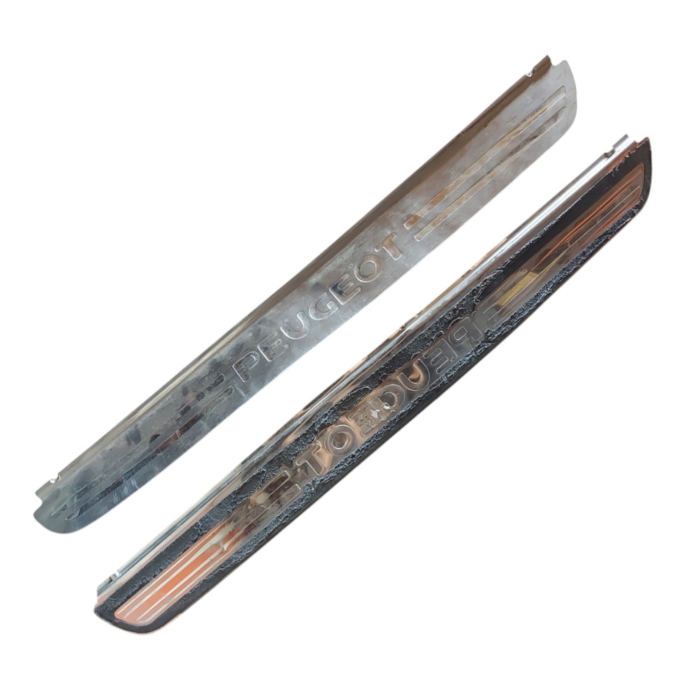 Par Soleira Dianteira De Aço Peugeot 307 2007 2009 2010 2017