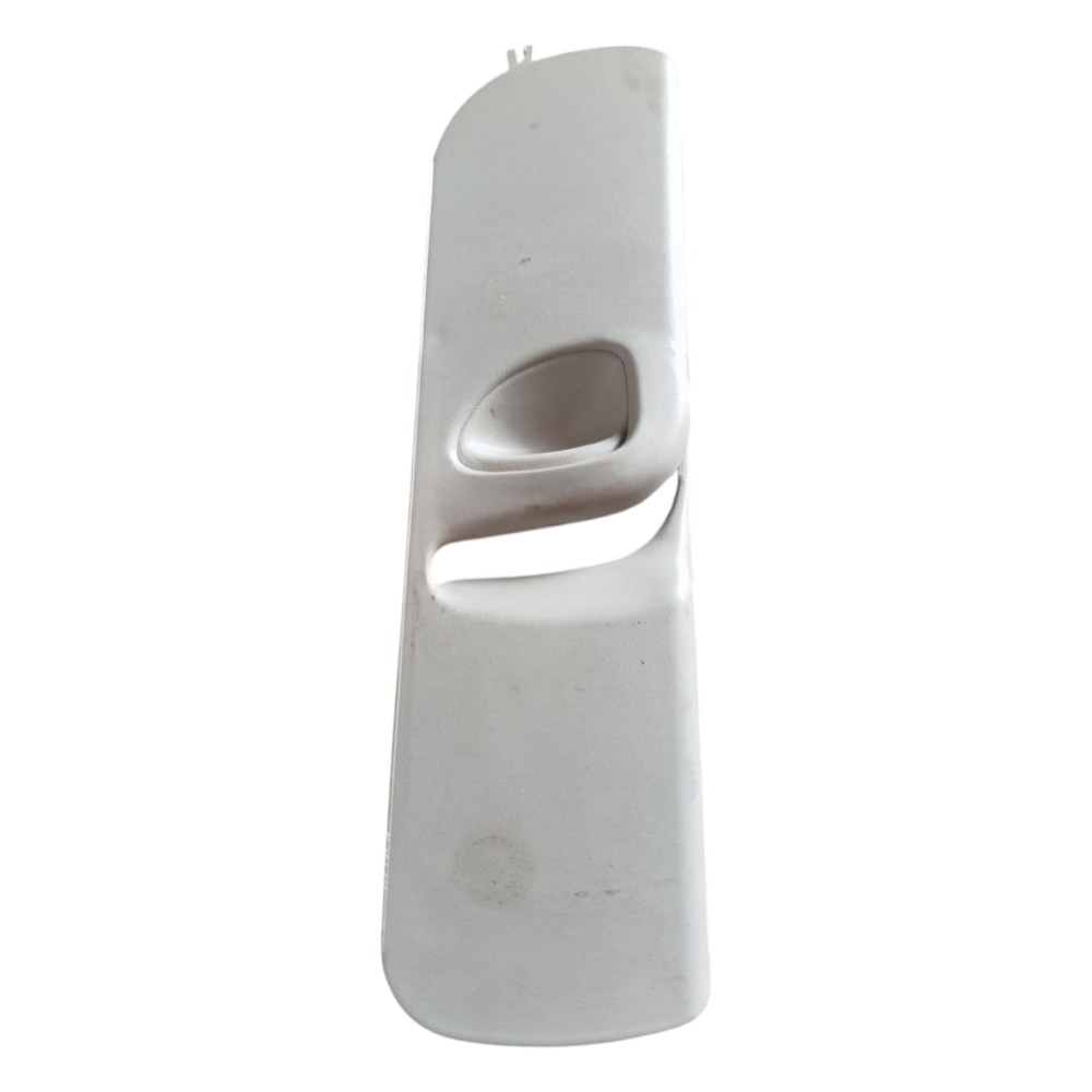 Acabamento Coluna Dianteira Esquerda Gm Zafira 1999 a 20111