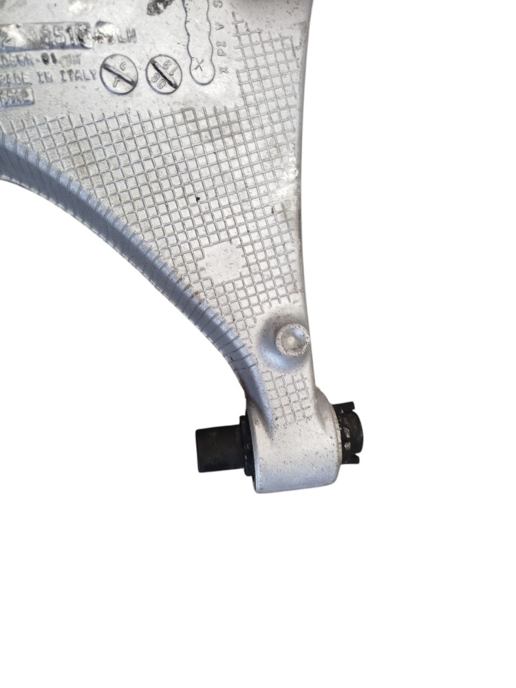 Balança Suspensão Traseira Esquerda Volvo Xc60 T8 2018 2024