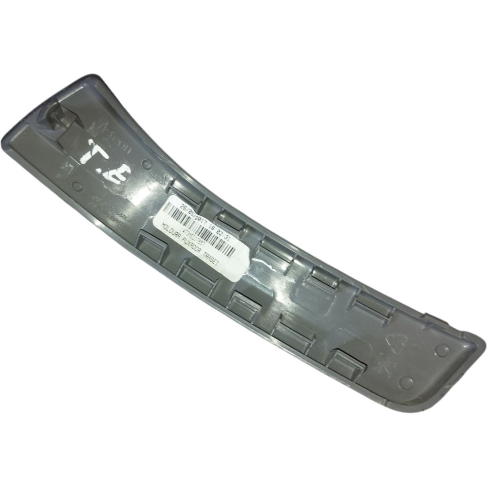 Moldura Acabamento Porta Traseira Esquerda Peugeot 208 2008 2