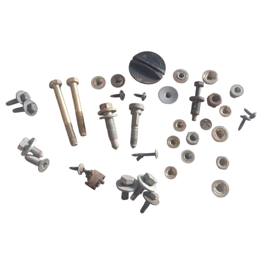 Jogo Parafuso Fixação Peças Porta Malas Citroen C4 2007 2014
