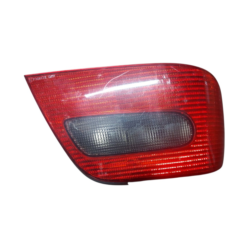 Lanterna Traseira Esquerda Citroen Xsara 1998 2001