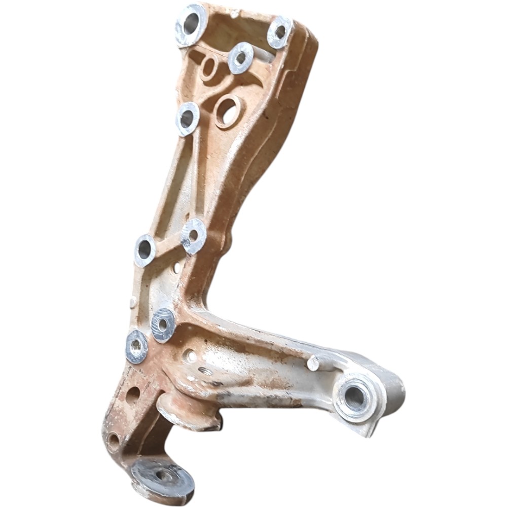 Suporte Balança Dianteira Esquerda Vw Jetta 2006 2009 2013
