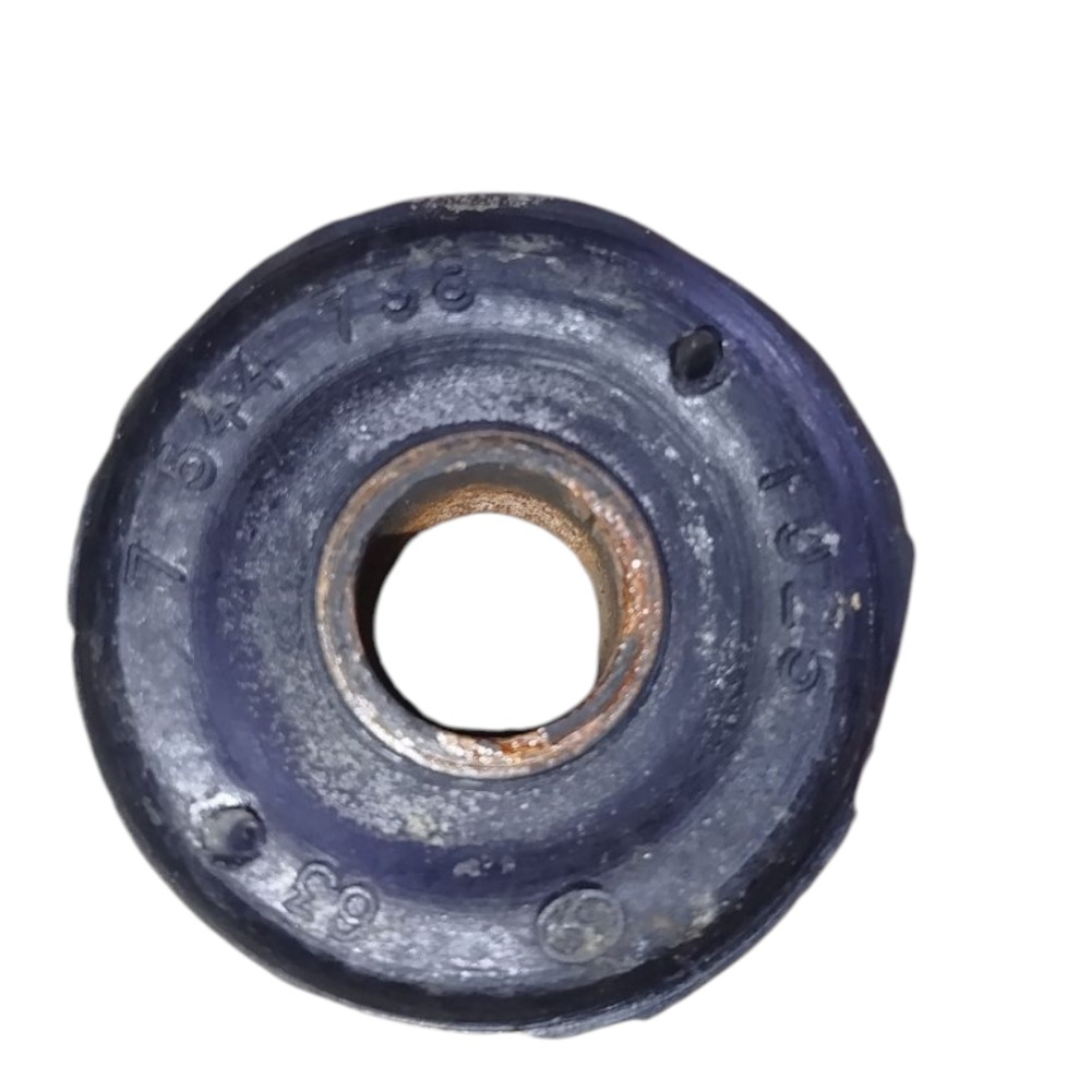 Bucha Braço Oscilante Suspensão Dianteira Fiat Uno 1992 2012