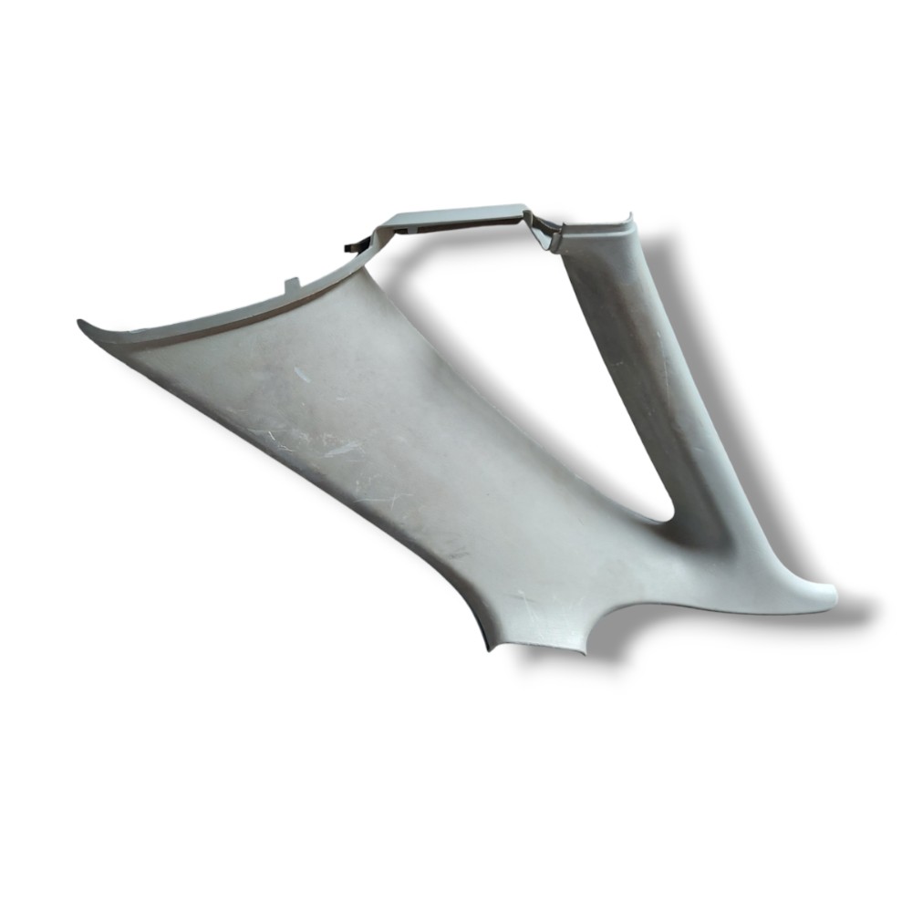 Moldura Coluna Vidro Traseiro Direito Gol Saveiro 1999 2005 1