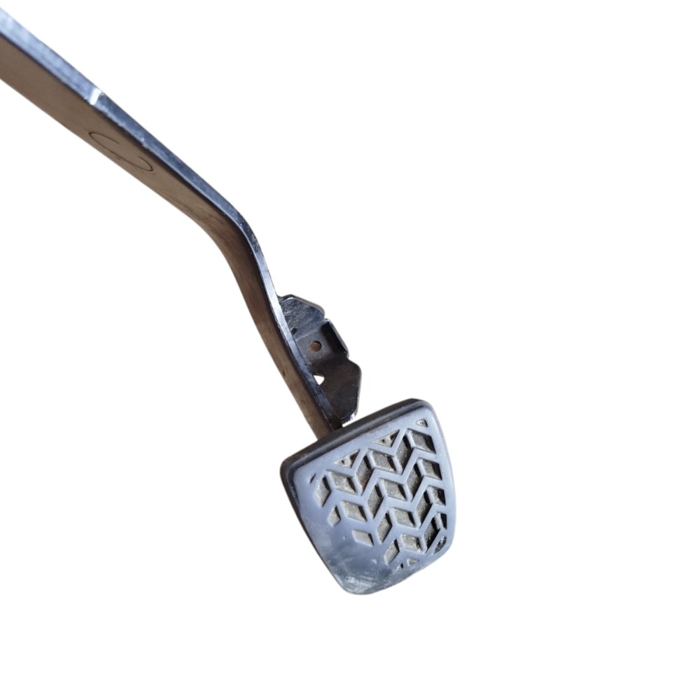 Pedal Embreagem Toyota Etio 2015 2016 2017 2018 2019 2020 9