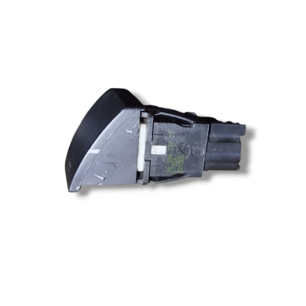 Botão Falso Painel Central Peugeot 307 2006 2007 2009 2012 8