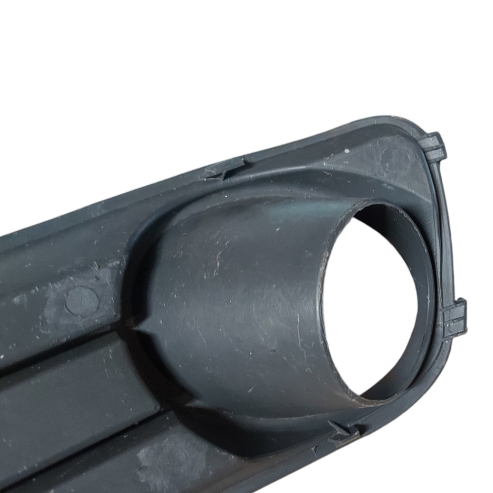 Moldura Farol De Milha Direito Fiat Palio 2009 2011 2014 Cinza Direito 6