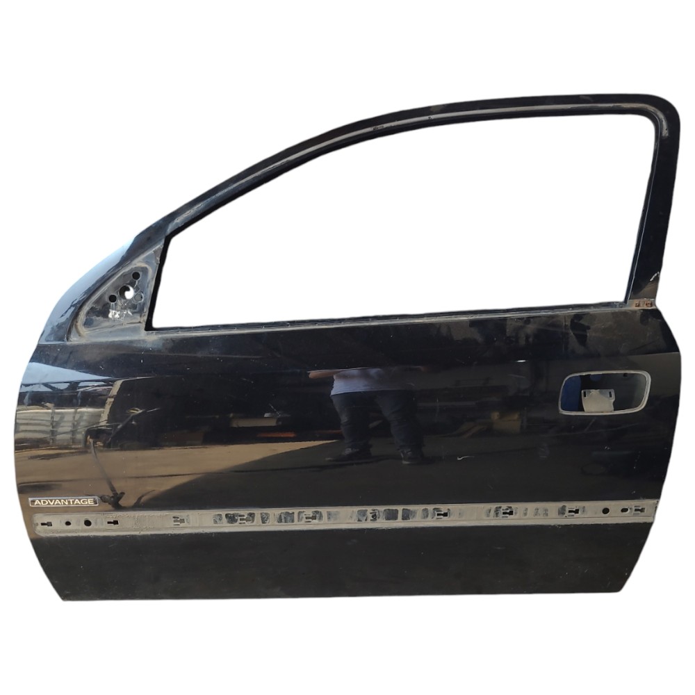 Porta Dianteira Esquerda Motorista Gm Astra 2p 1999 2011 Dianteira Direito Preto