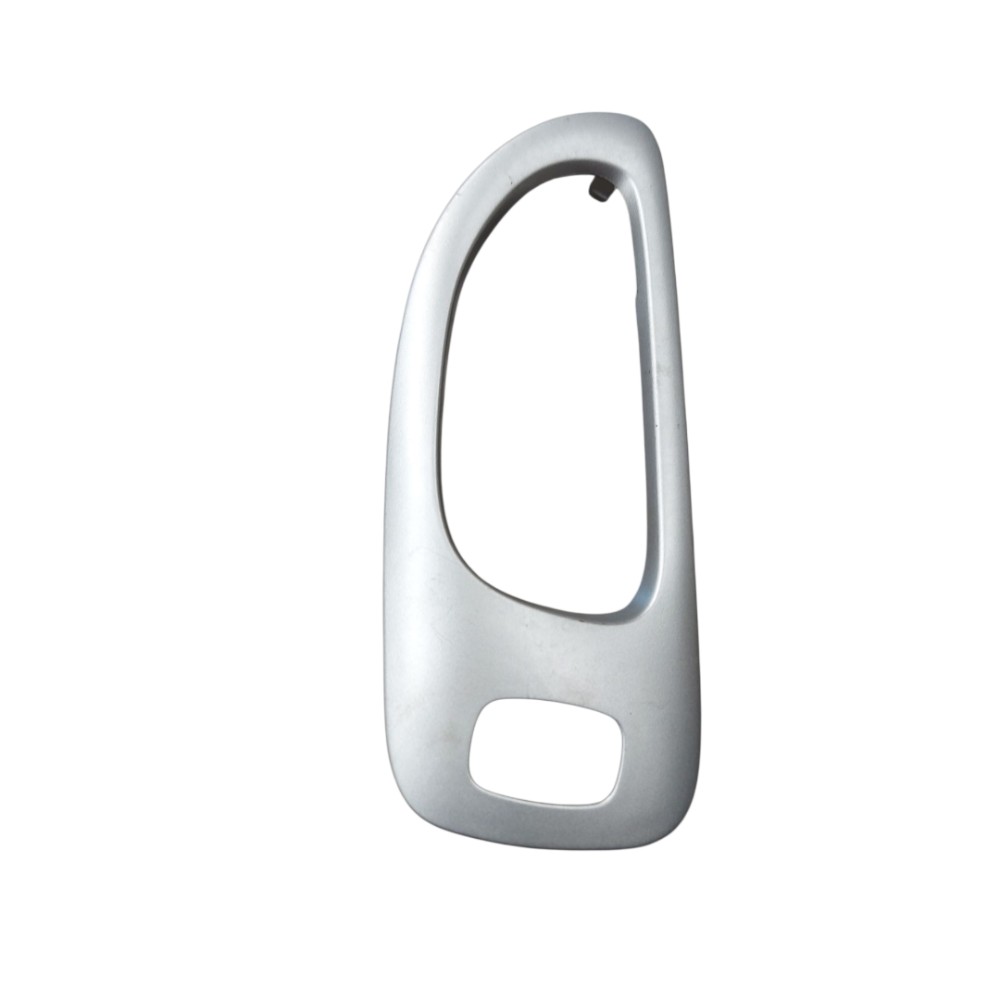 Moldura Maçaneta Dianteira Esquerda Peugeot 307 Sw 2007 2012