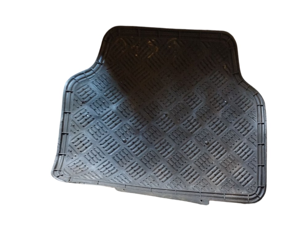 Tapete Automotivo Metálico Ford Focus Cromado 2000 2010 2