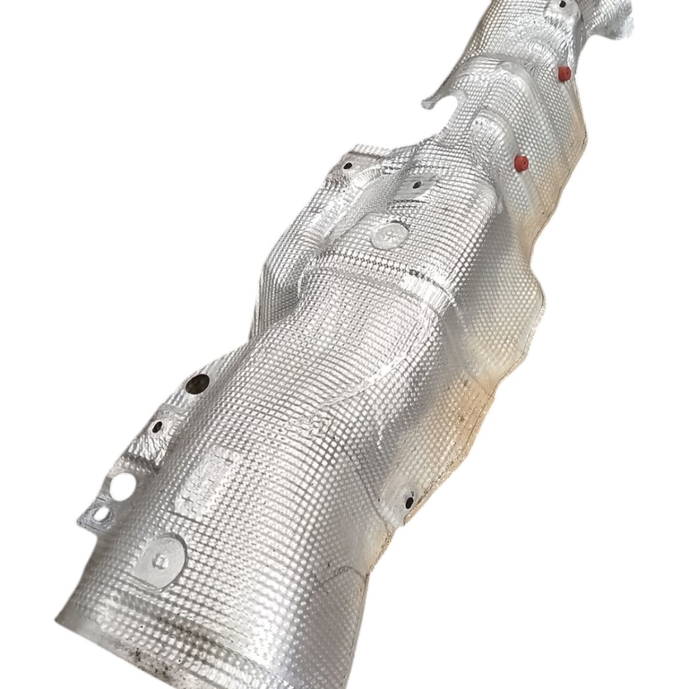 Protetor Defletor Calor Escape Vw Passat 1996 1997 2002 2