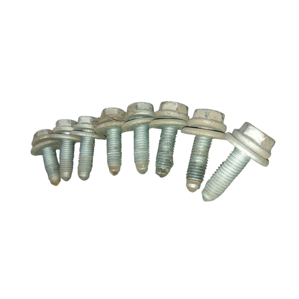 Kit 8 Parafusos Grossos Vw Jetta 2.5 2007 2008 2009 2011 2