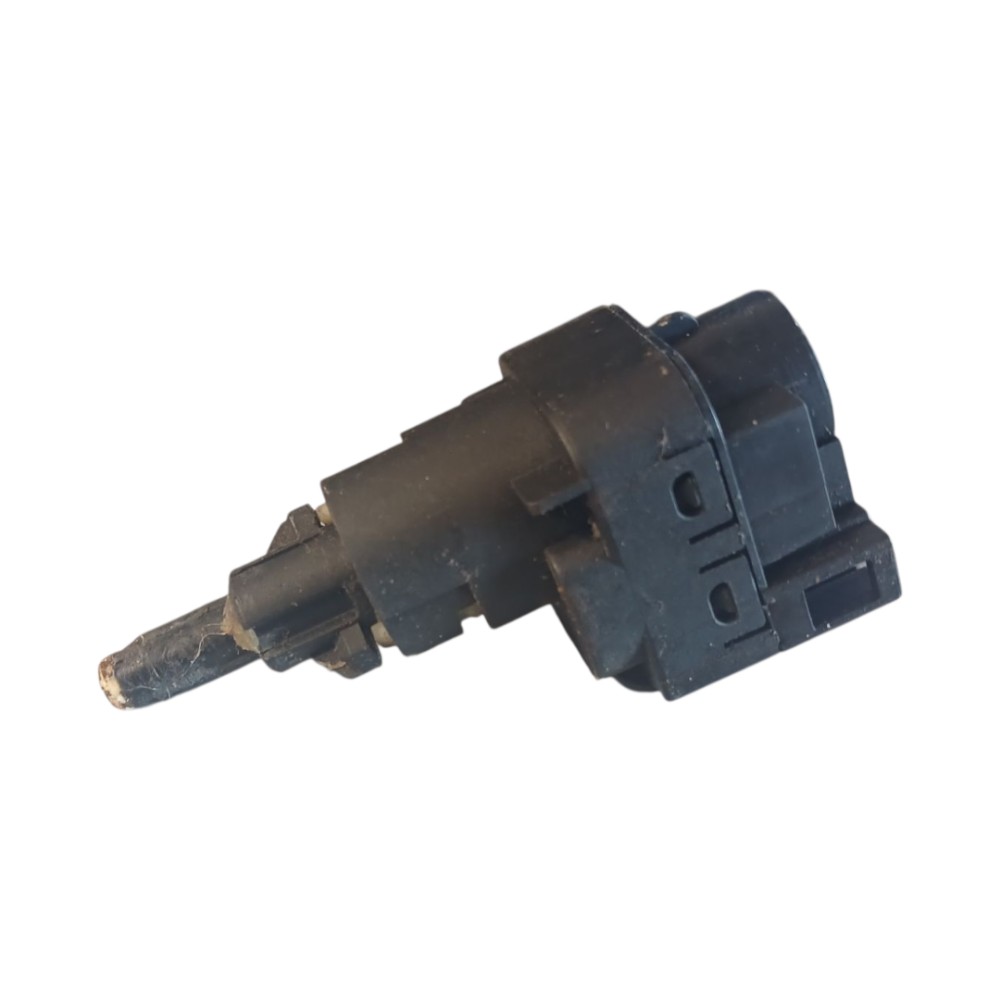 Interruptor Sensor Luz Freio Polo Fox Gol Voyage 2004 a 2014